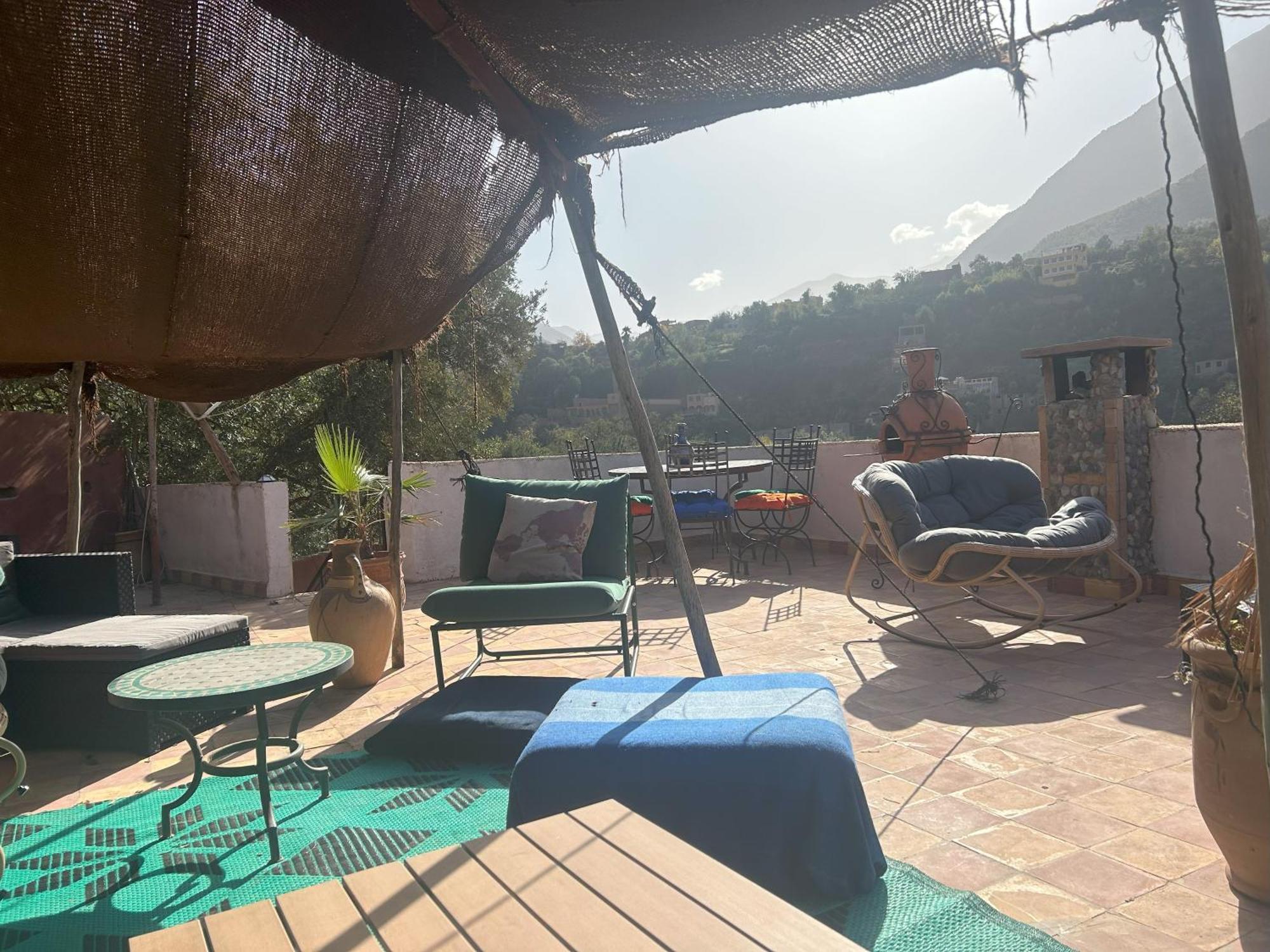 Chez Yahia, Au Coeur De L'Ourika Hotel Exterior foto