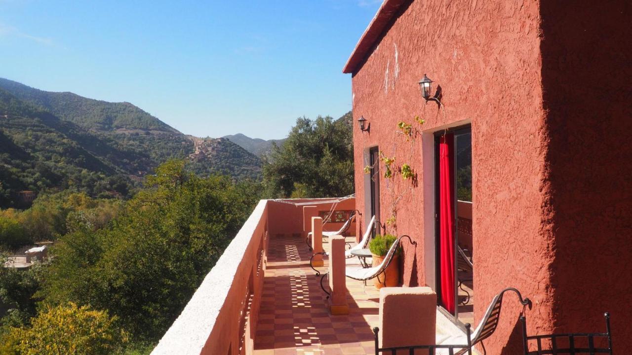 Chez Yahia, Au Coeur De L'Ourika Hotel Exterior foto